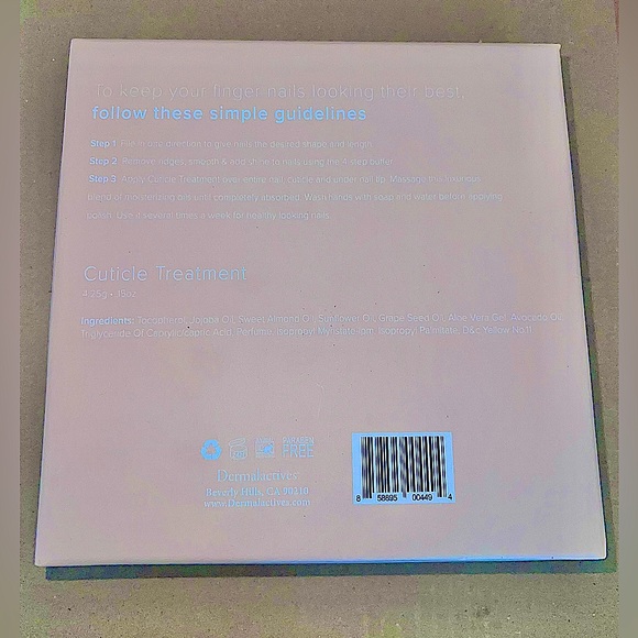 Dermalactives Manicure Nail Kit Home Treatment with Cuticle Oil & Magic Buffer - Picture 4 of 5